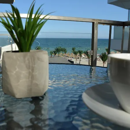 Studio 17 Mamaia Nord