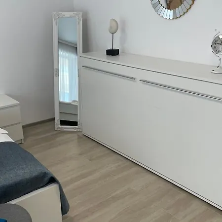 Studio 17 Mamaia Nord Năvodari